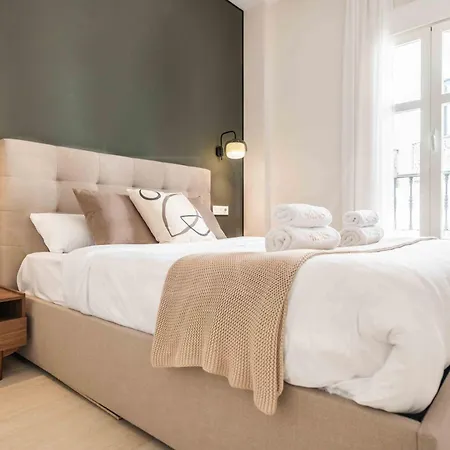 Apartment Exclusive In The Centre With Parking Rems